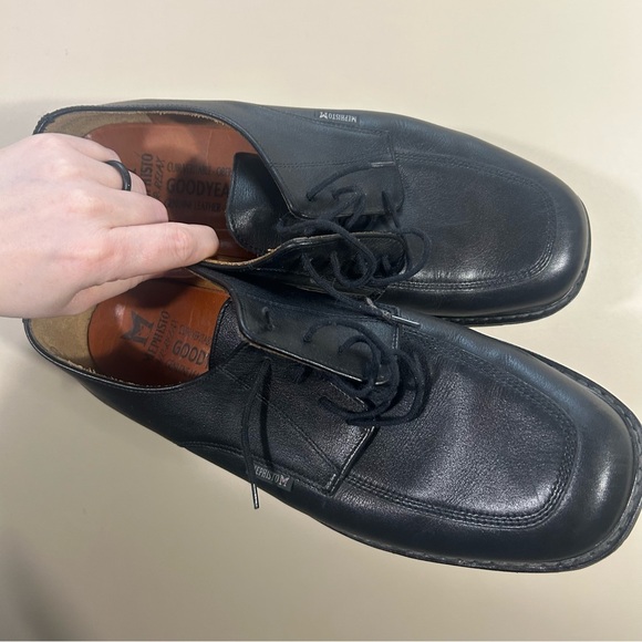 Mephisto Black Leather Lace-Up Derby Shoes main image 4